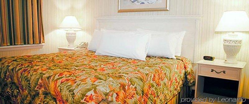 The Barclay Towers Hotel And Resort เวอร์จิเนียบีช ภายนอก รูปภาพ