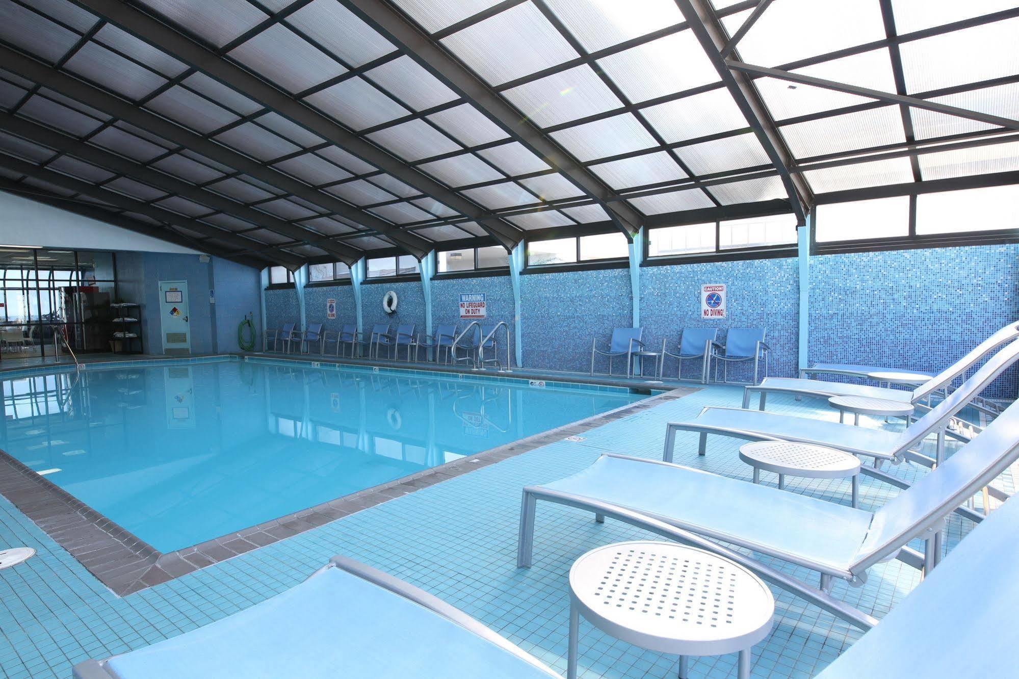 The Barclay Towers Hotel And Resort เวอร์จิเนียบีช ภายนอก รูปภาพ