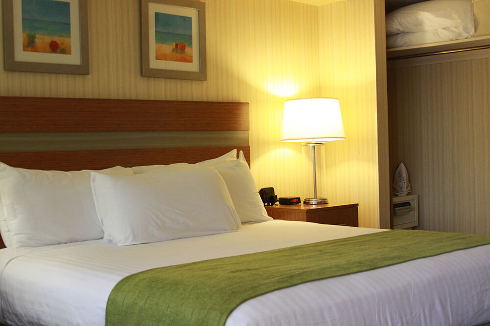The Barclay Towers Hotel And Resort เวอร์จิเนียบีช ภายนอก รูปภาพ